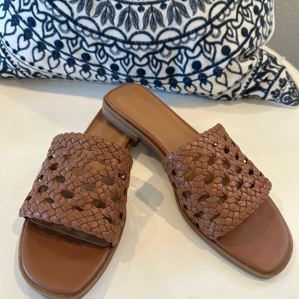 Nordstrom Rack Tan Woven Slide Sandals